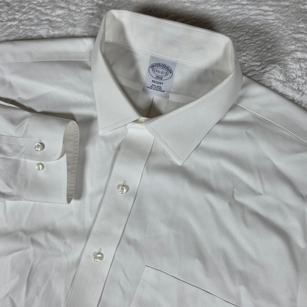 Brooks Brothers 1818 Regent Mens 17.5/32-33 White L/S Button Up Dress Shirt